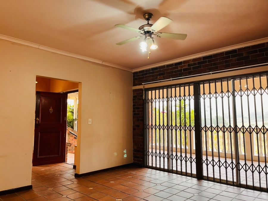 3 Bedroom Property for Sale in Klein Drakenstein Western Cape